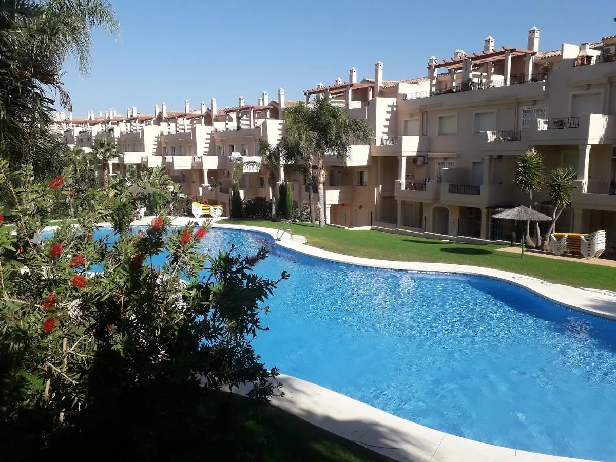 Duquesa Fairways, A Spacious Apartment With Fabulous Views And Facilities contacts