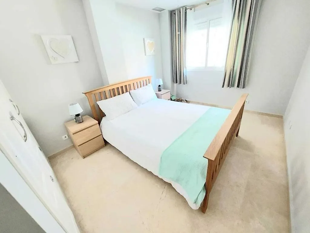 Duquesa Fairways, A Spacious Apartment With Fabulous Views And Facilities Manilva